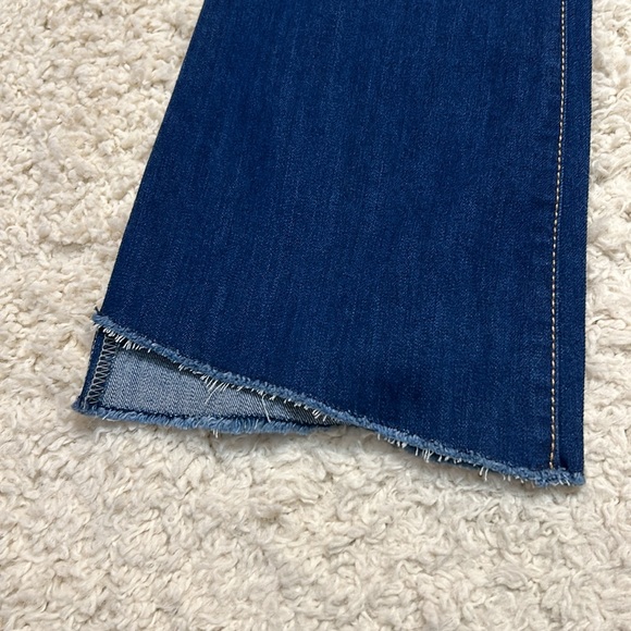 NWT NINE WEST 8 Kick Flare high rise jeans with raw hem - Picture 6 of 10